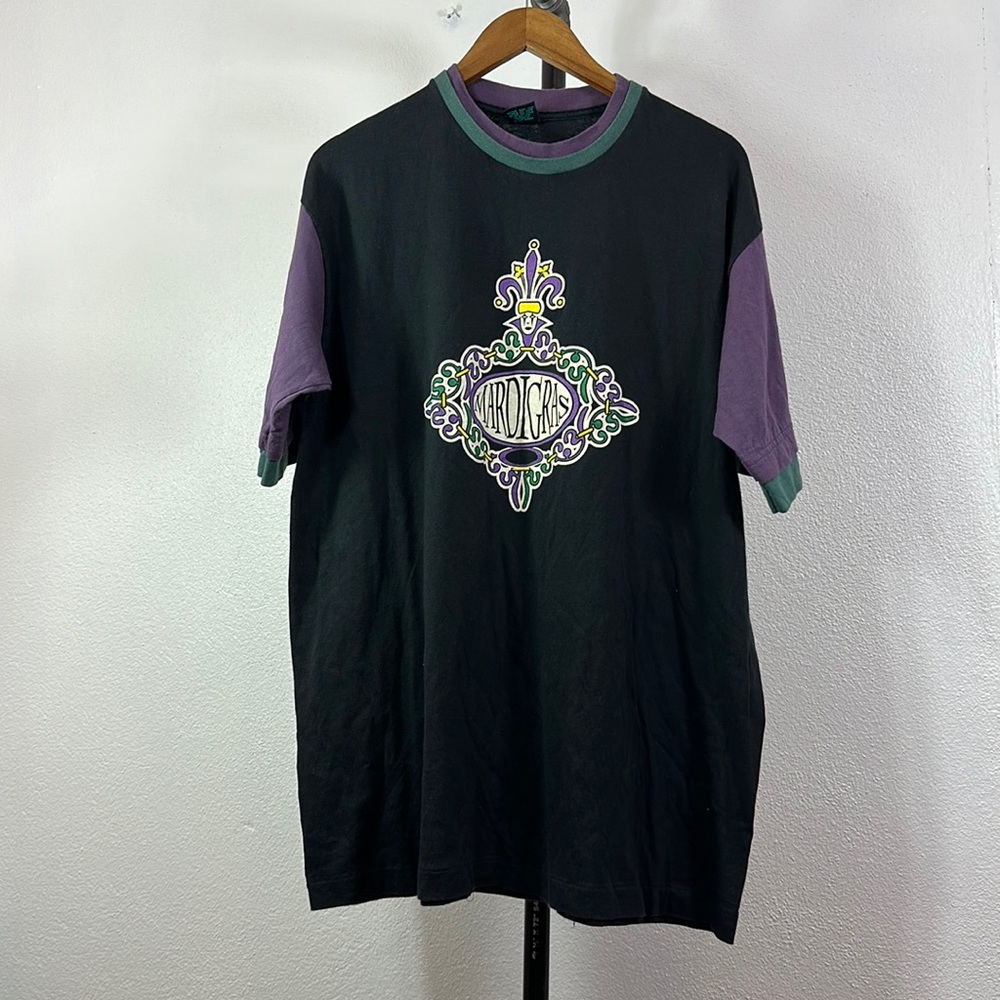 Vintage Maroigras shirt